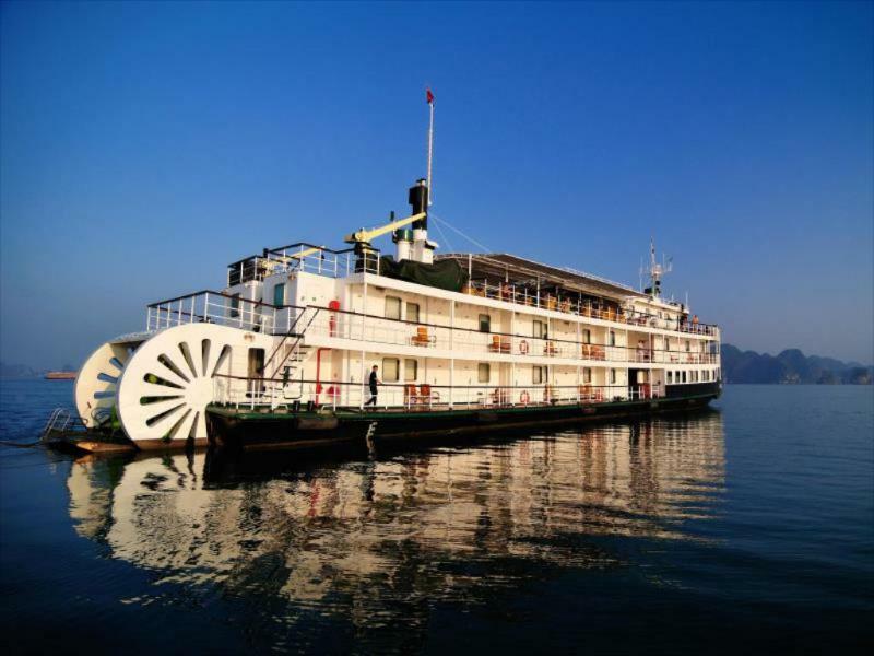 Emeraude Classic Cruises Hotel Hạ Long Ngoại thất bức ảnh