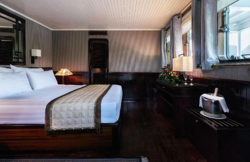 Emeraude Classic Cruises Hotel Hạ Long Ngoại thất bức ảnh